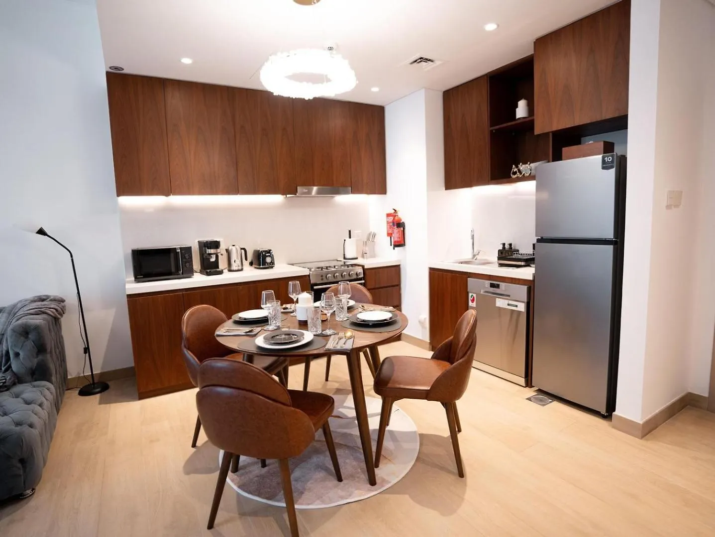 Sunset Haven At La Rive Apartment Dubai